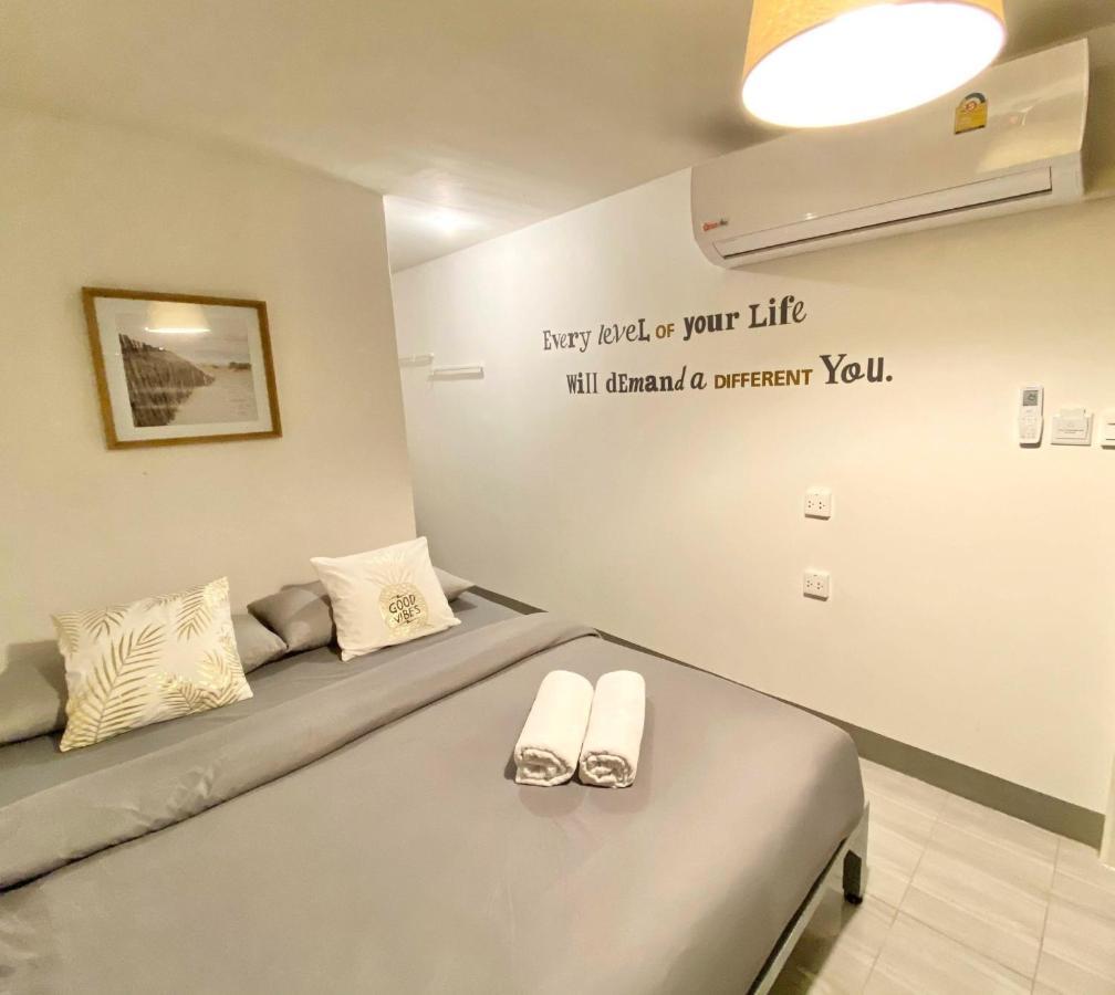 Tap Salaya Aparthotel ภายนอก รูปภาพ